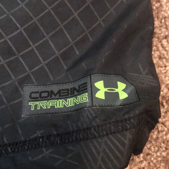 Under Armour Jacket - Picture 4 of 8